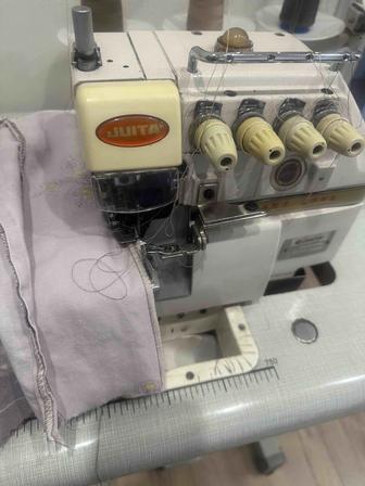 Продам оверлог 5ти и 3х нитка торг есть