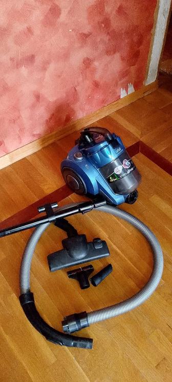 Пылесос Artel .