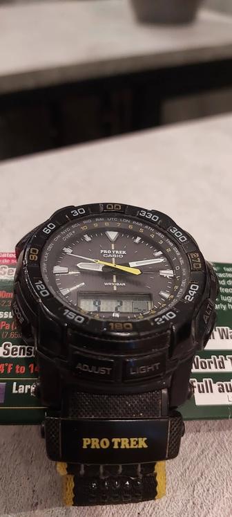 Часы Casio PRO TREK PRG-550G-1DR