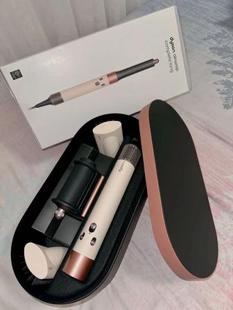 Dyson airwrap