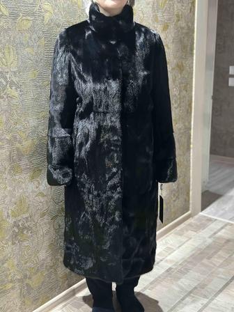 Продаю норковую шубу