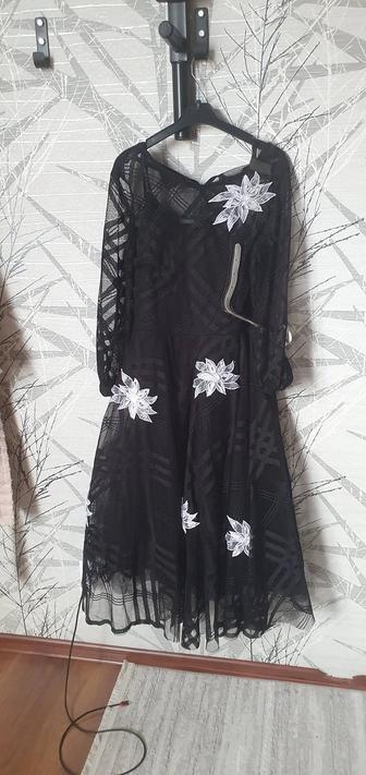 Вечерние платья