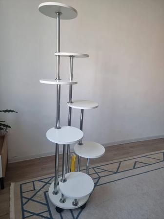 Продаю подставку для комнатных цветов