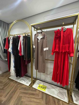 Продам маникены и торговые оборудование