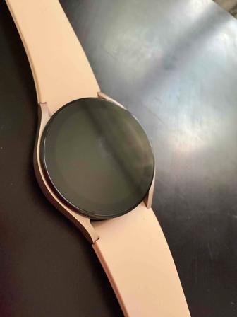 Продам часы Samsung watch 5