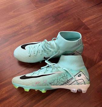 Бутсы Nike Mercurial