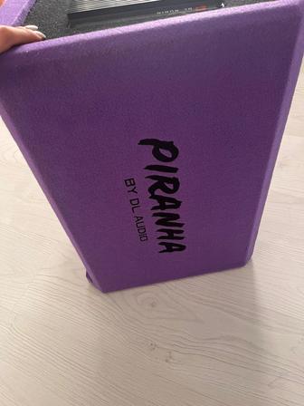 Продам PIRANHA сабвуфер