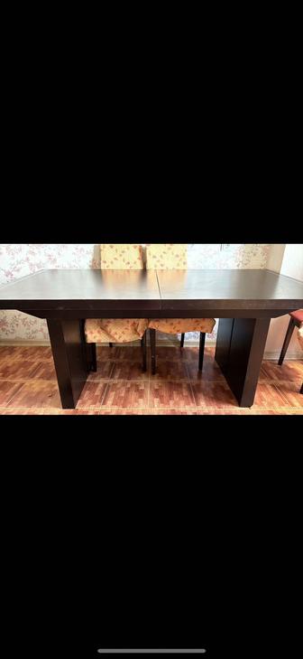 Продам стол и 6 стульев