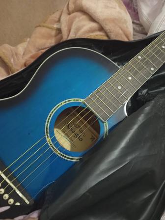 Продам гитару