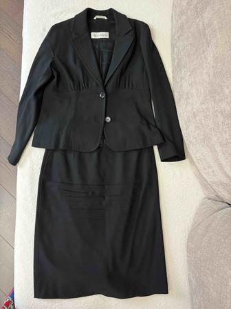 Женский костюм Max Mara