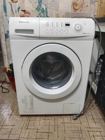 Машинка б/у на запчасти