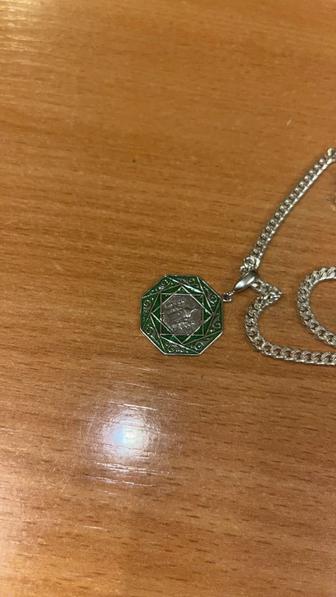 Продам цепочку с подвеской