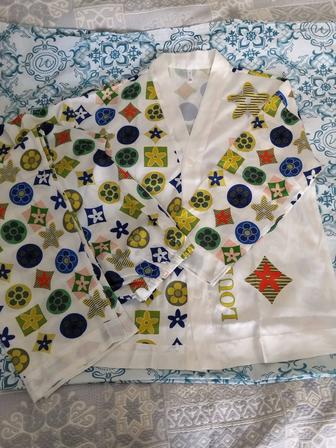 Шелковая новая пижама! Очень красивая и качественная!