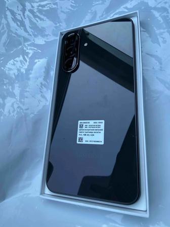 Продам Samsung A36 новый