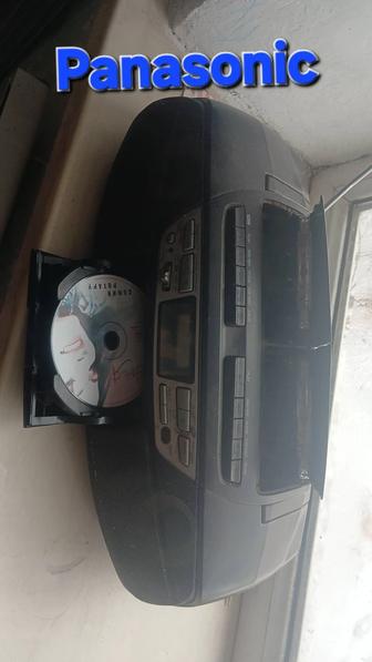 Продам магнитофон. Panasonic.