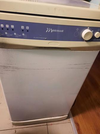 Продается посудомоечная машина.