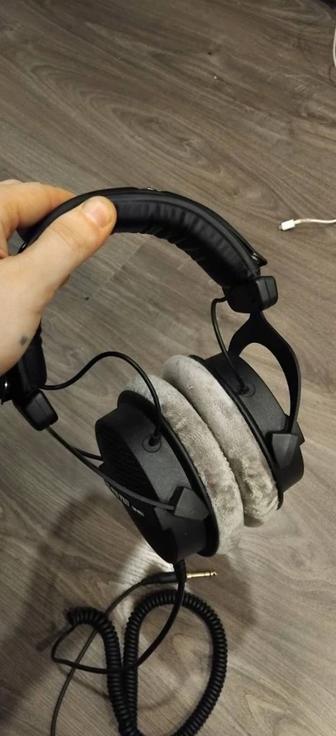 Продам студийные наушники beyerdynamic DT 990 Pro 250 om