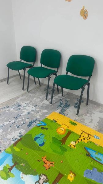 Продам парта ,стулья,ресепшн,диван