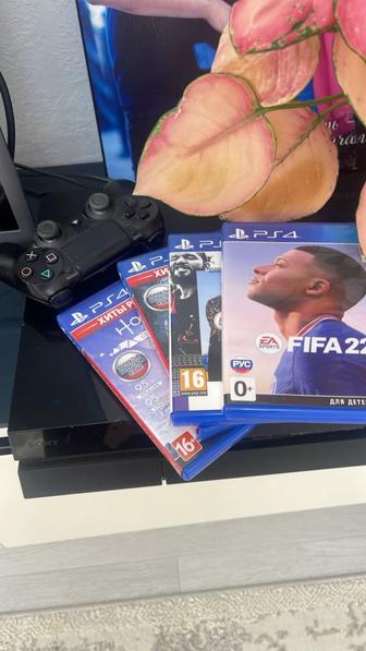 Продам psp4 в хорошем состоянии с играми