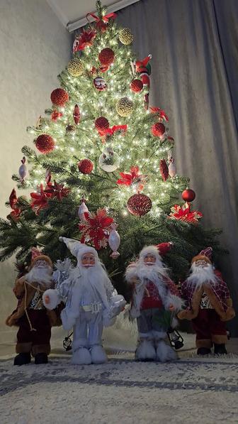 Продам Новогоднию елку