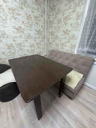 Продам стол,диванчик