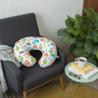 Подушка для кормления Chicco.