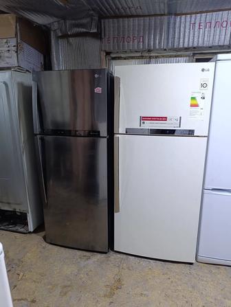 Холодильник LG рабочий