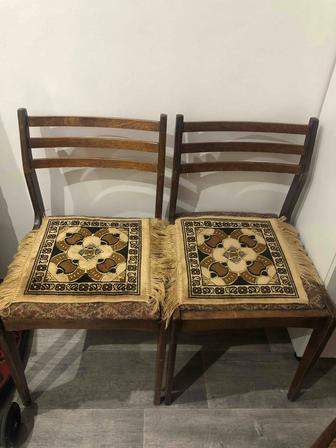 Стулья (3 штуки, комплект)