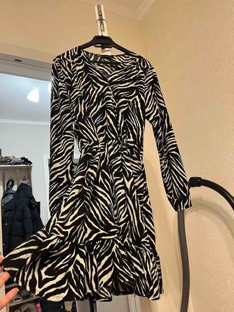 Продам платье