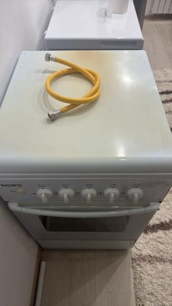 Продам газовую плиту