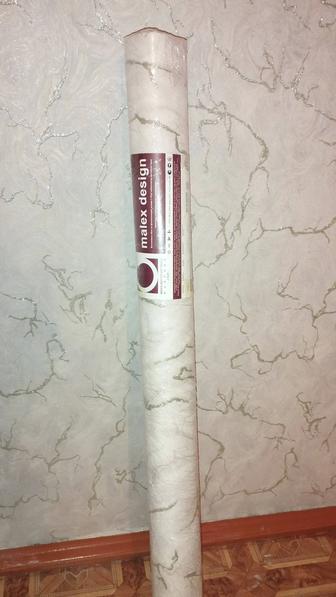 Рулон метровых виниловых обоев, новый