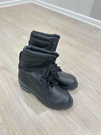 Продам берцы