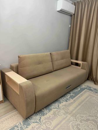 Продается диван, стол и стулья, кровать, телевизор