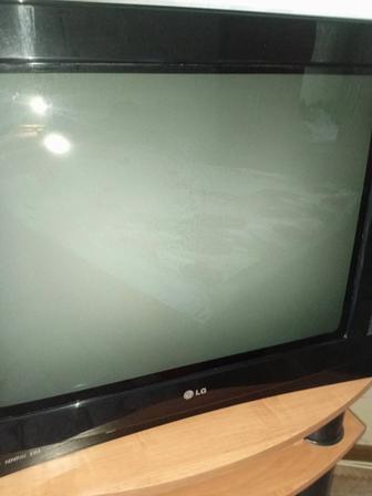 Продается телевизор Lg