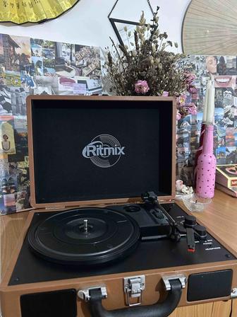 Виниловый проигрыватель Ritmix LP-120B