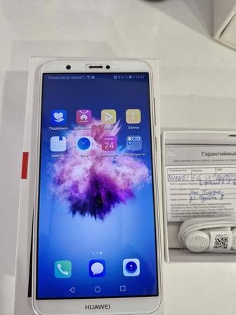 Продам телефон HUAWEI P smart
