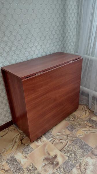 Продам 2стола книжку в отличном состояние