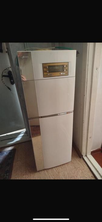 Кулер для воды диспенсер Midea