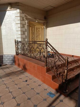 Кованые перила и в стиле лофт