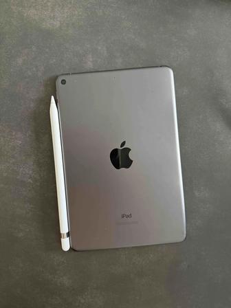 Планшет Ipad 5 64 Гб и Apple pencil 1 gen