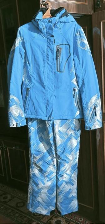 Горнолыжный костюм