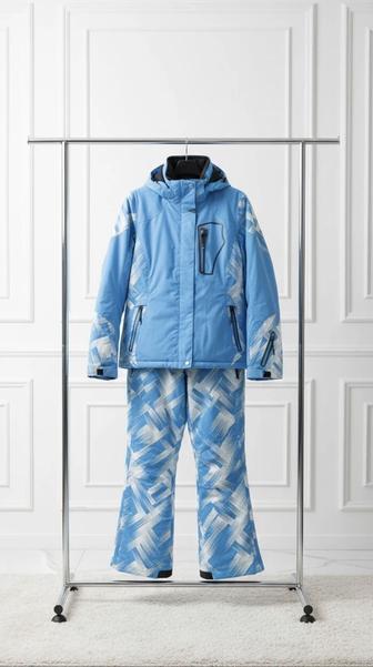 Горнолыжный костюм