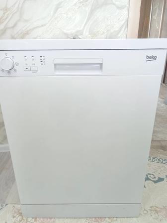 Продам посудомоечную машину.