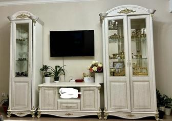 Стенка , горка для гостиной