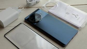 Продам телефон Tecno Spark 20 Pro Plus