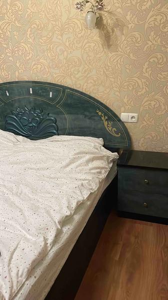 Продам спальный гарнитур