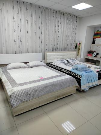 Кровати