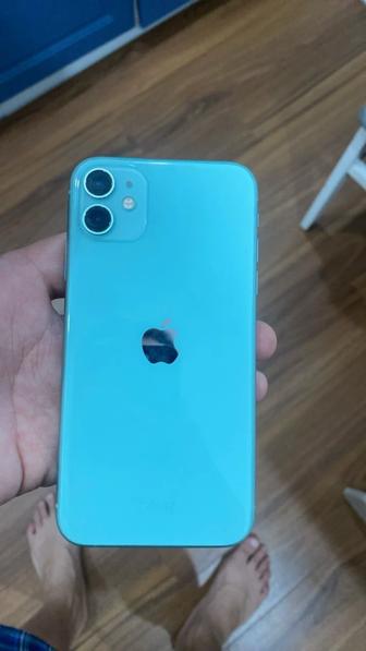 Продам айфон 11