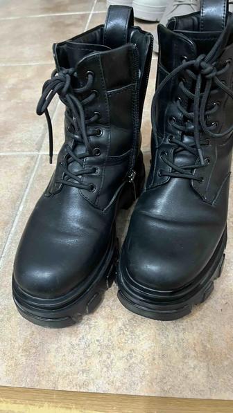 Зимние ботинки