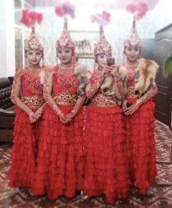 Танцевальные казахские костюмы